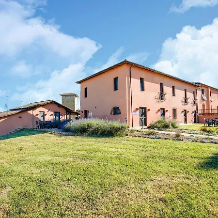 Tatil Evi Vibrant In Castiglione Del With Pool