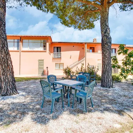 Tatil Evi Vibrant In Castiglione Del With Pool Castiglione del Lago