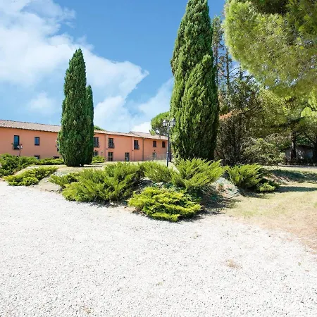 Vibrant In Castiglione Del With Pool Holiday home